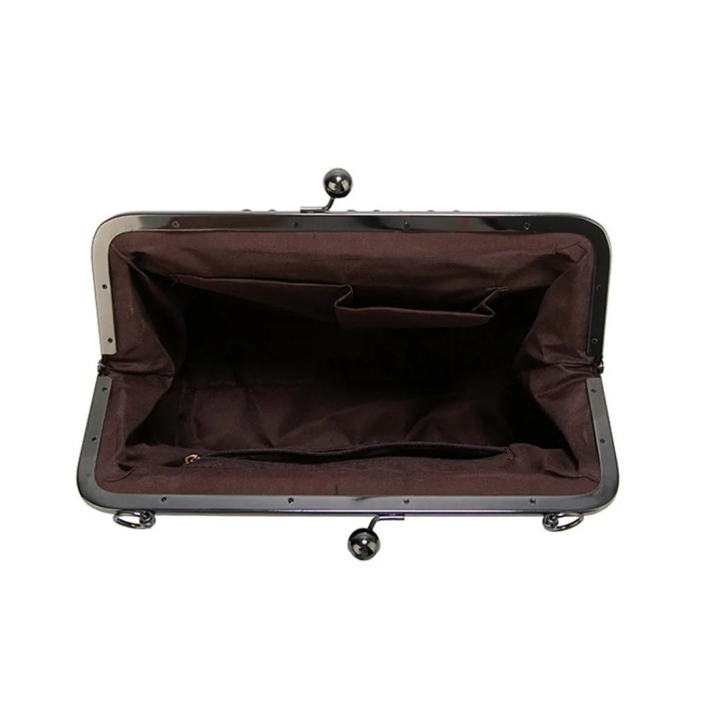 Vera’s Kiss-Lock Handbag